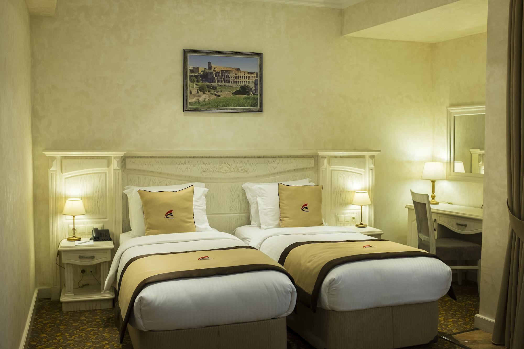 Colosseum Marina Hotel Batoumi Extérieur photo