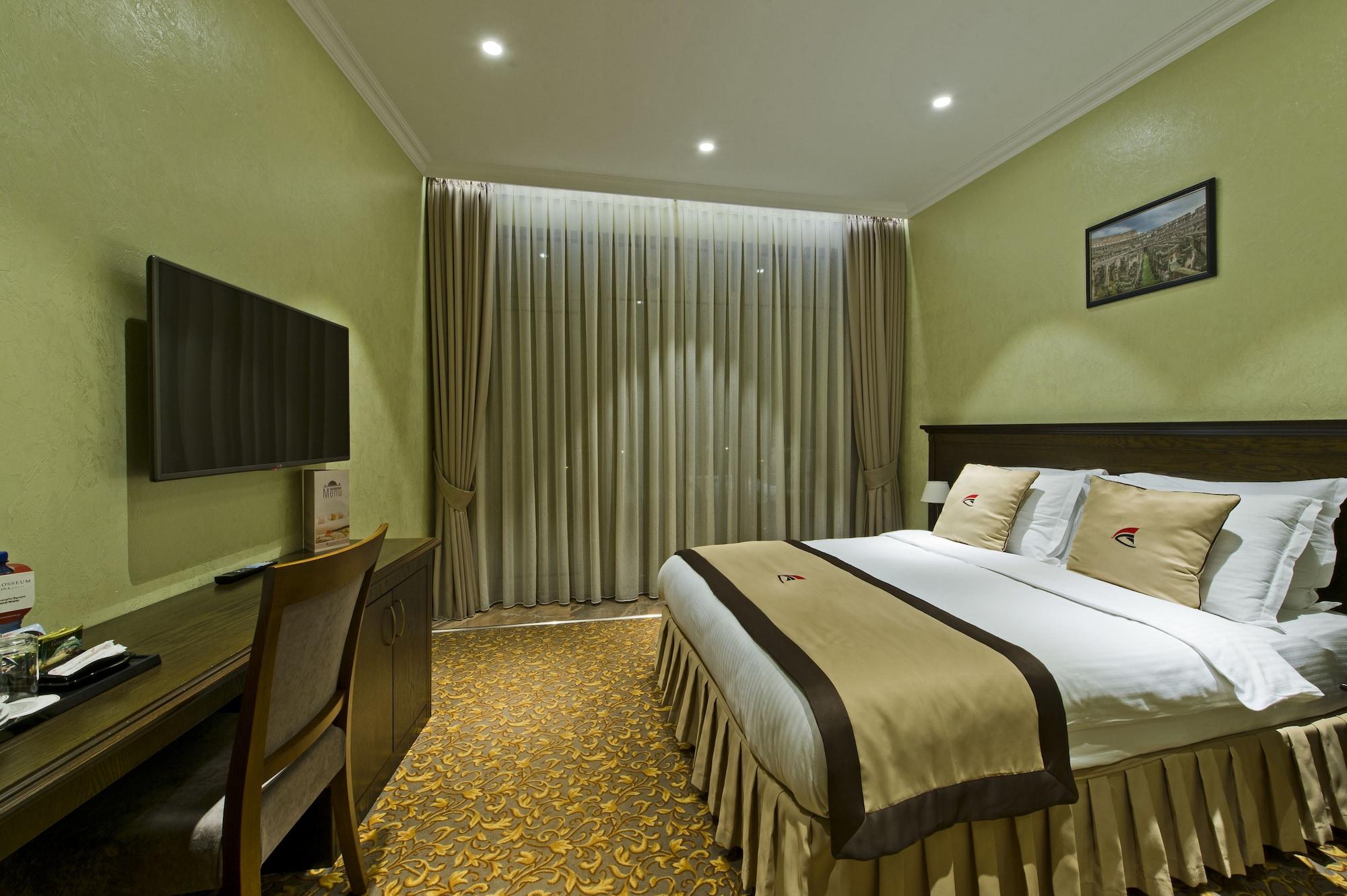 Colosseum Marina Hotel Batoumi Extérieur photo