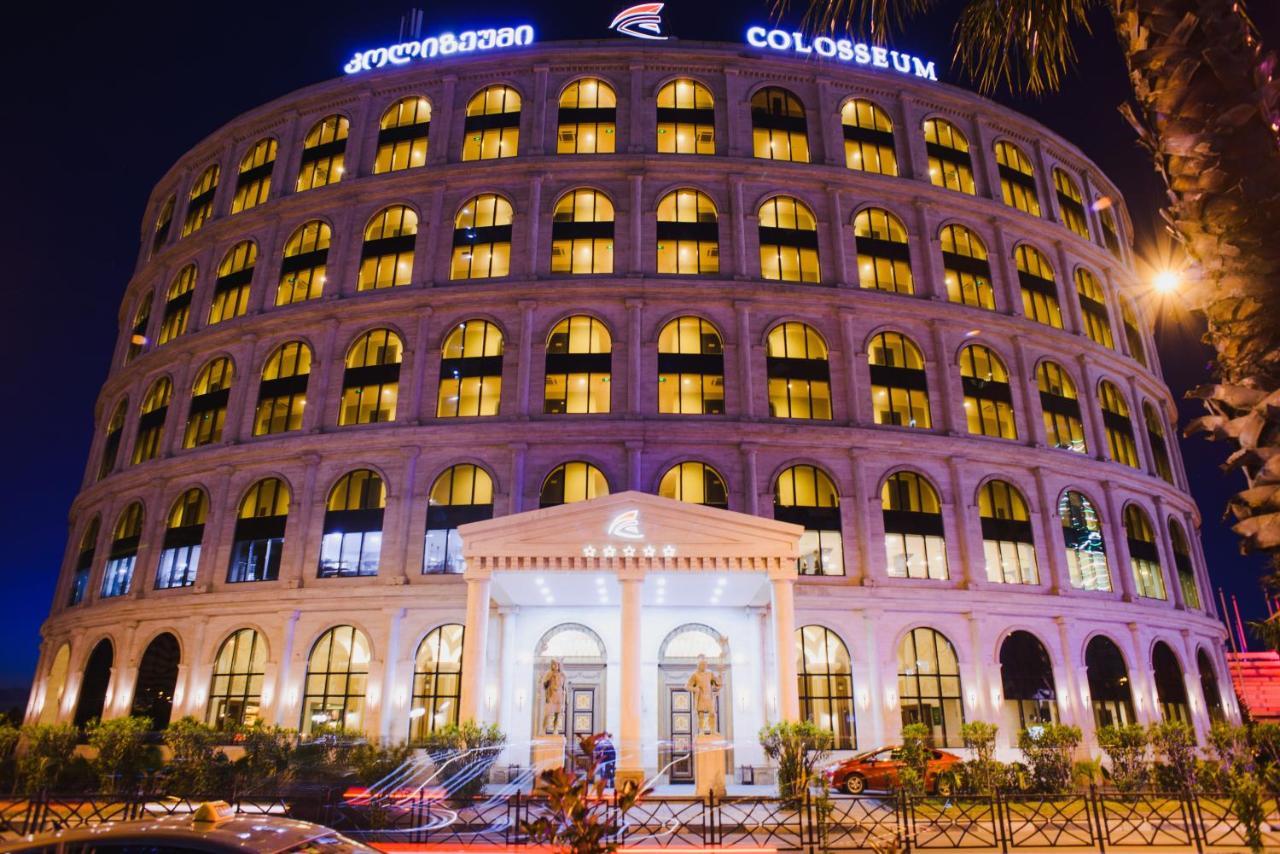 Colosseum Marina Hotel Batoumi Extérieur photo