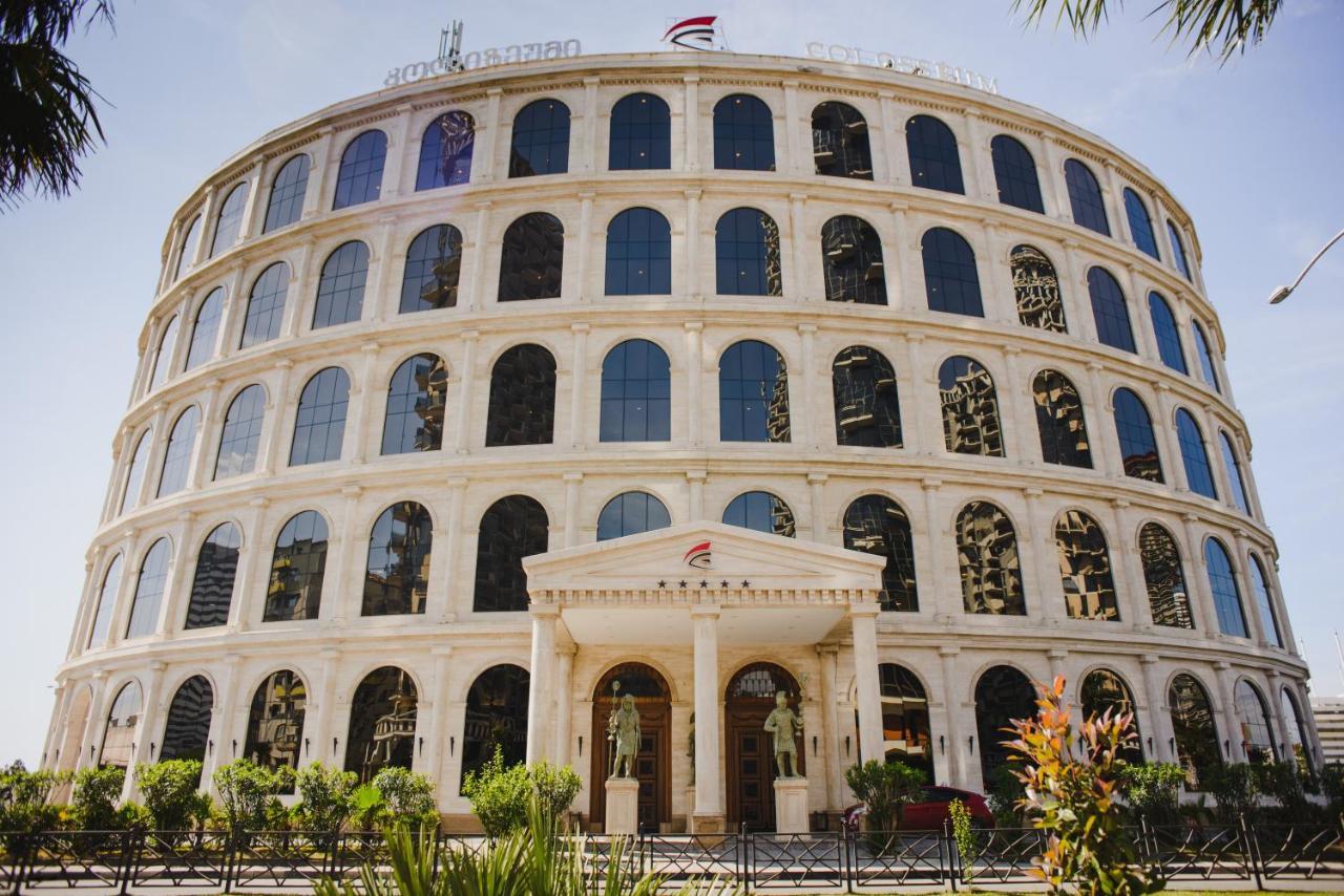 Colosseum Marina Hotel Batoumi Extérieur photo