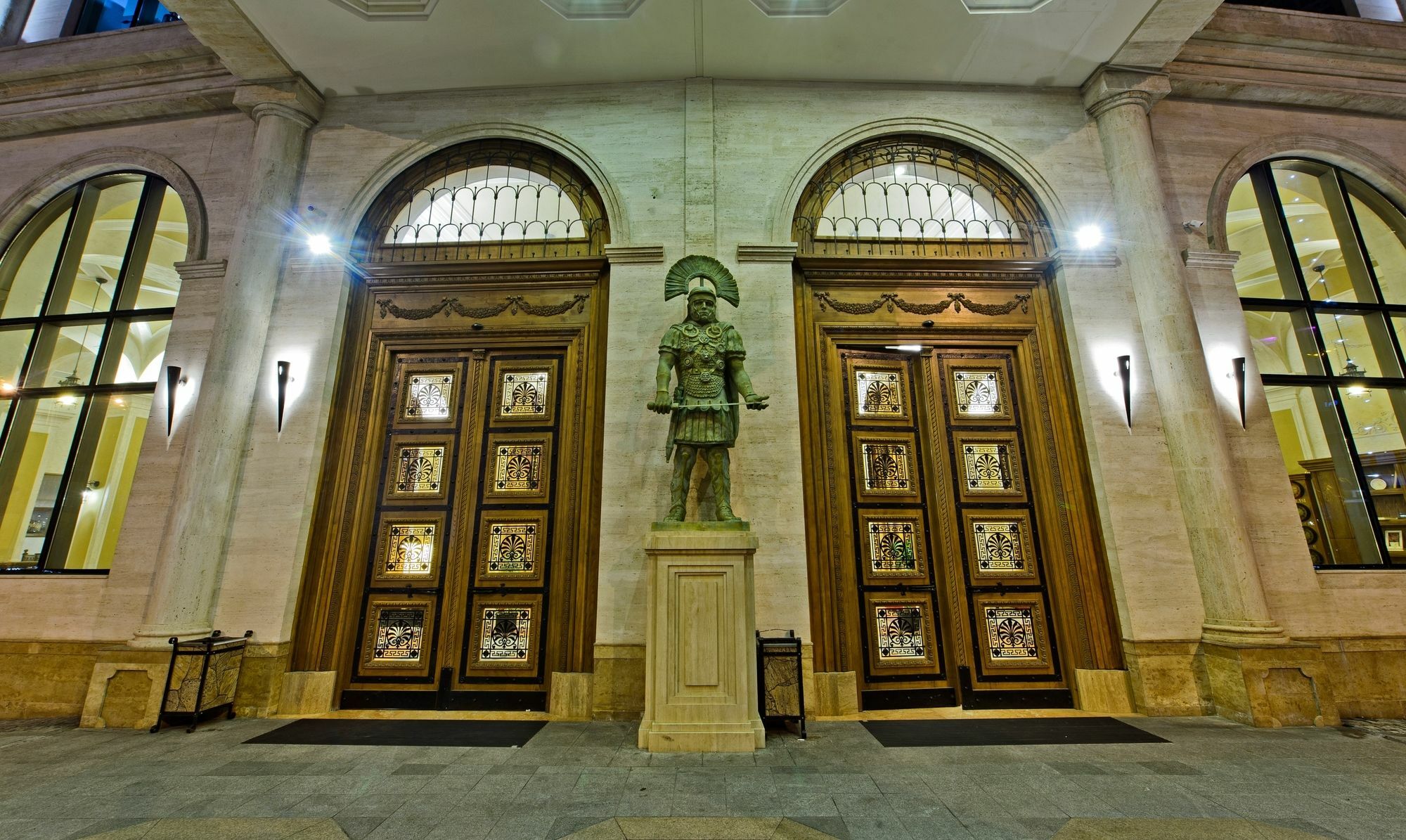 Colosseum Marina Hotel Batoumi Extérieur photo